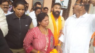 Confusion in Thackeray group deputy leader Sushma Andhare program in nagar