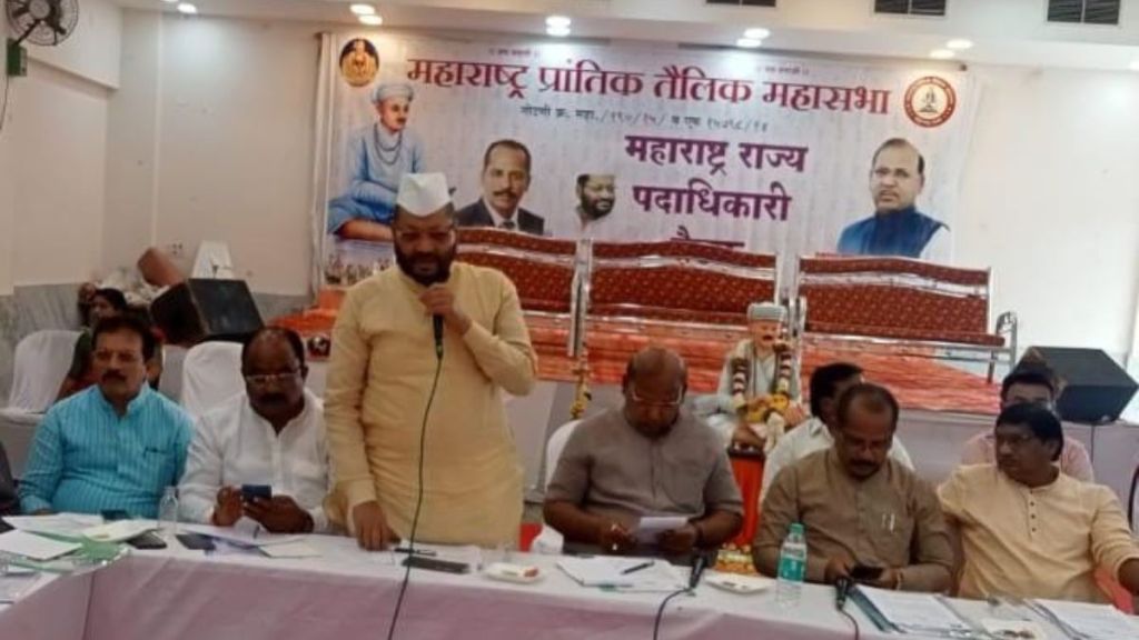 Criticism on BJP state president Chandrashekhar Bawankule Tailik organizations resolution Ramdas Tadas is community leader