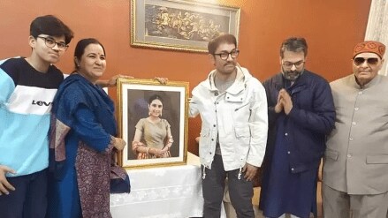 Aamir Khan dangal suhani bhatnagar suhani bhatnagar death babita phogat faridabad meet family dermatomyositis suhani bhatnagar dangal आमिर खान दंगल सुहानी भटनागर फरीदाबाद