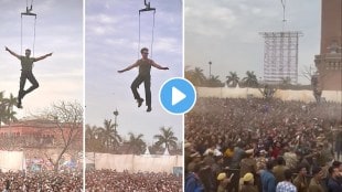 Akshay Kumar tiger Shroff fans threw slippers and stones in bade Miya chote Miya promotional event Lucknow video viral