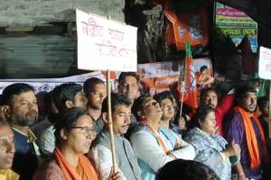 protestors demand arrest of tmc sheikh shahjahan in west bengal over sexual abuse case