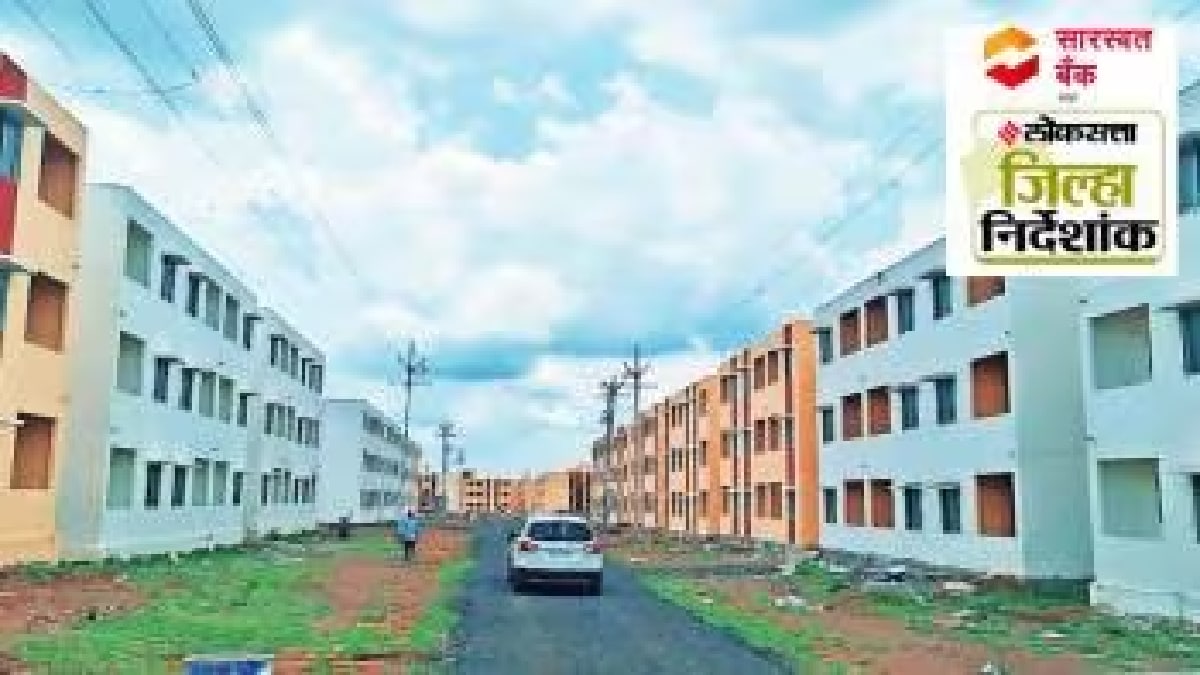 The economy of the district depends on religious tourism industry and business