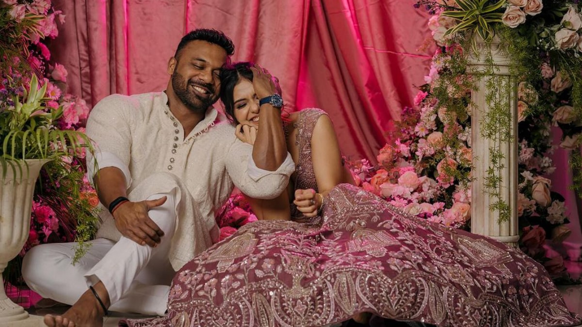 Divya Agarwal Apurva Padgaonkar marriage actress details wedding दिव्या अग्रवाल अपूर्व पाडगावकर लग्न