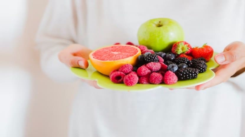 diy fruitarian diet health benefits risks what will happen if you eat fruits alone for three days