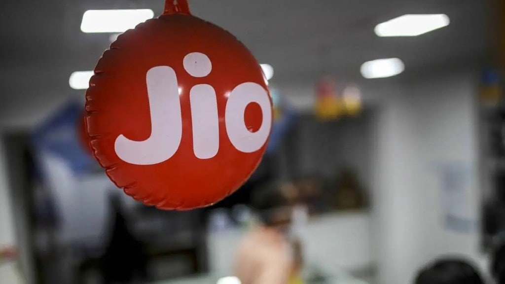 Jio Financial Services market capitalization crossed the Rs 2 lakh crore mark print eco news