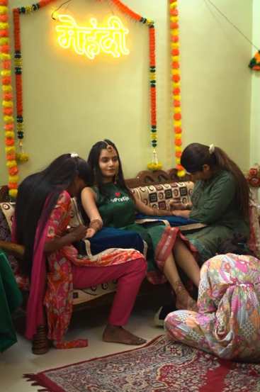 prathamesh parab wedding news bride kshitija ghosalkar traditional look