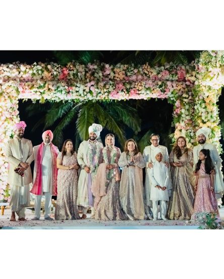 rakul preet singh jackky bhagnani wedding rakul shared new romantic photos of wedding and chudas