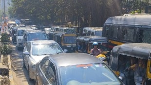 thane heavy traffic jam asha volunteers demands eknath shinde protest morcha