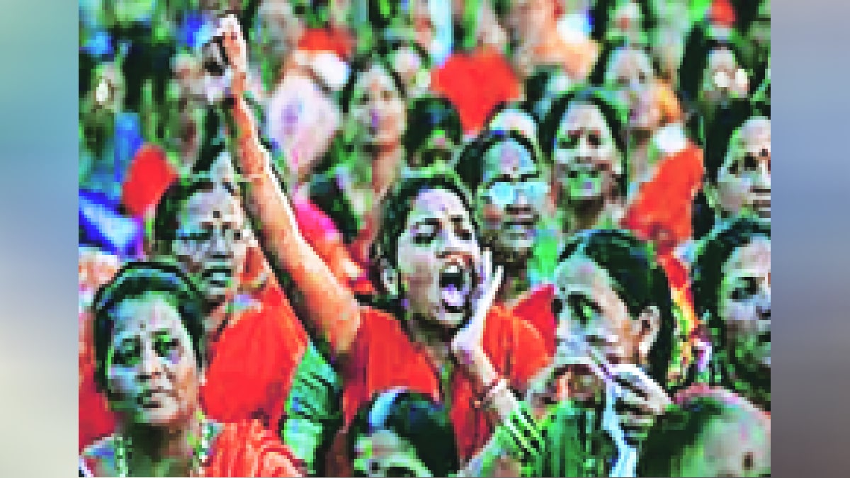 Loksatta sanvidhan The work of women members in constitution making is remarkable