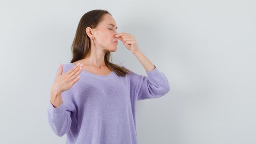 why its impossible to hum while holding your nose
