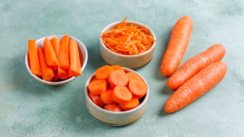 carrot pickle recipe in marathi
