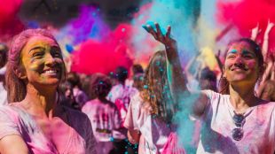 DIY how to make natural holi colors