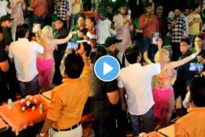 Mathura Vrindavan Holi Vulgar Celebration Makes People Angry