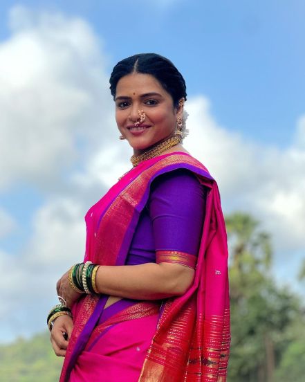 Marathi Actress Pink Saree Look