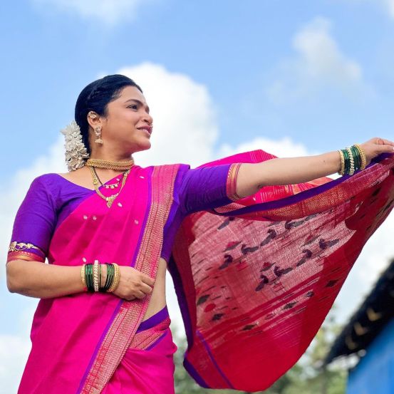 Marathi Actress Pink Saree Look