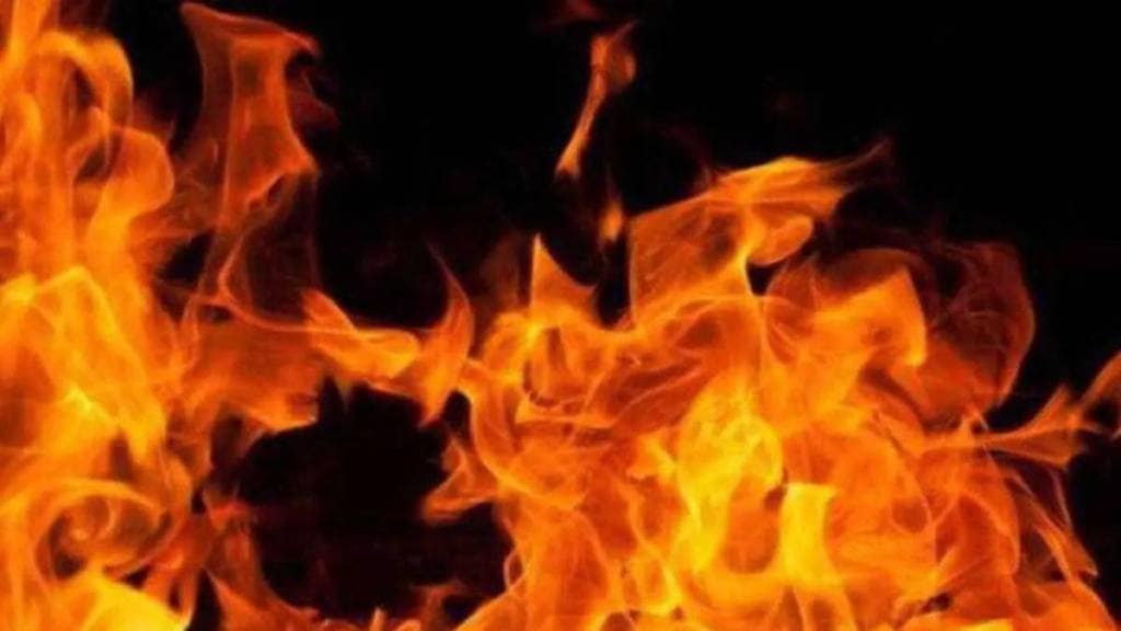 wife burnt Ahmednagar taluka