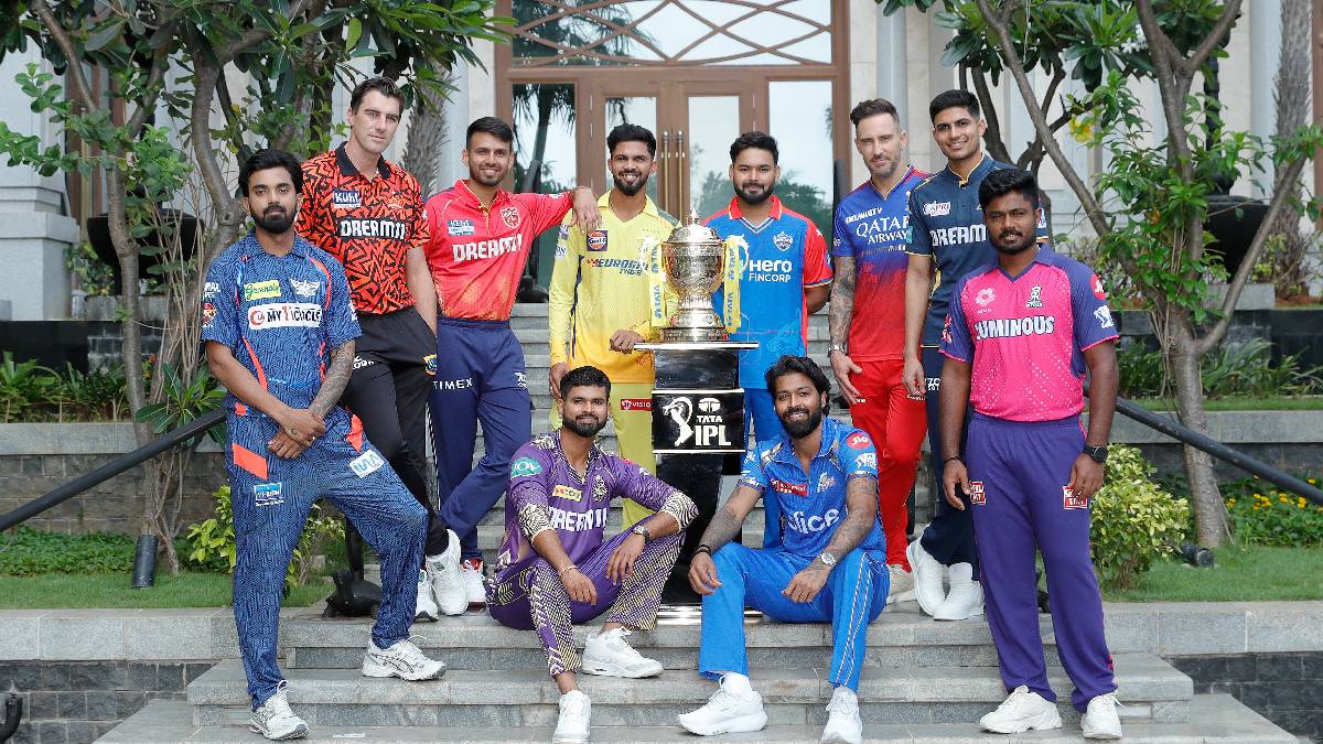 IPL 2024 : धोनी-पंड्या नव्हे, ‘हा’ कर्णधार घेतोय सर्वाधिक पैसे, आयपीएलच्या बक्षिसापेक्षा जास्त आहे मानधन