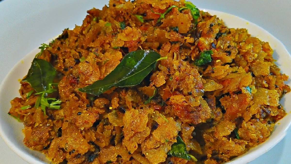 Make Tasty Crispy Leftover Roti Chivda Not The Recipe And Try This Ones At Your Home
