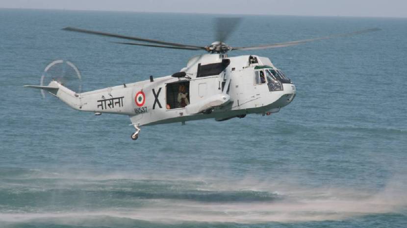 UH 3H हेलिकॉप्टरचा वापर हा मुख्यतः पाणबुडी विरोधी कारवाईंसाठी केला जातो