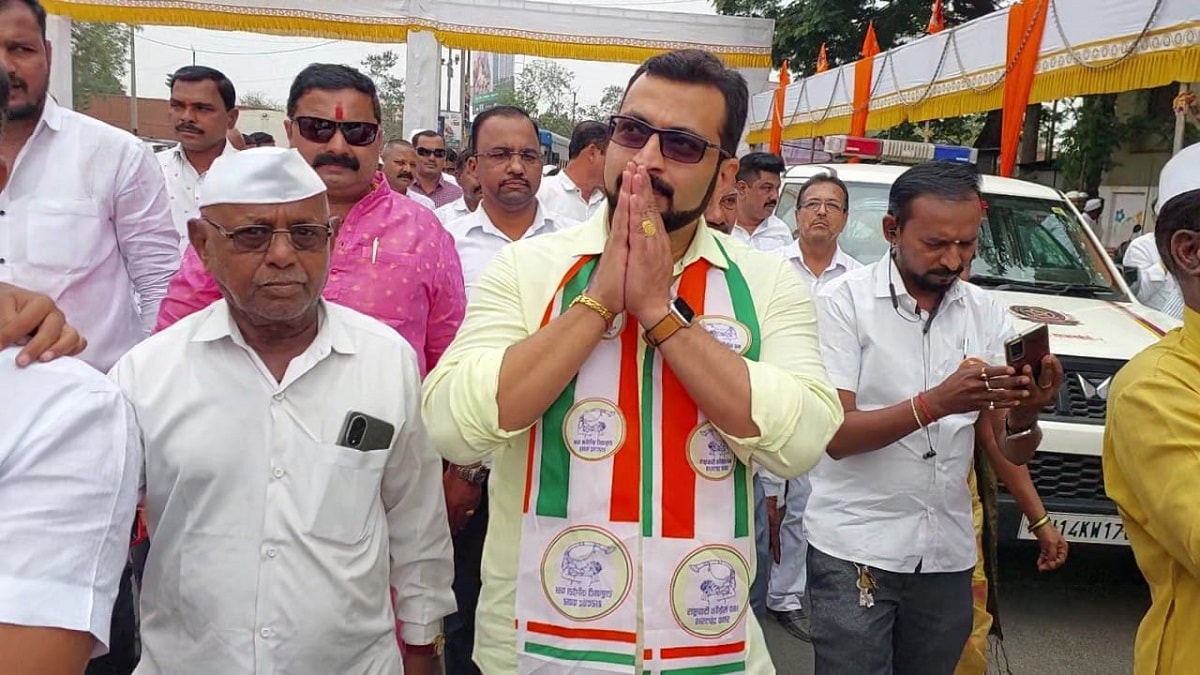 वीस वर्षे ‘ज्या’ व्यक्तीविरोधात संघर्ष केला तिलाच राष्ट्रवादीने आयात केलं, साहजिकच विलास लांडे नाराज होतील – अमोल कोल्हे