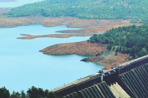 only 32 percent water stock left in mumbai dams