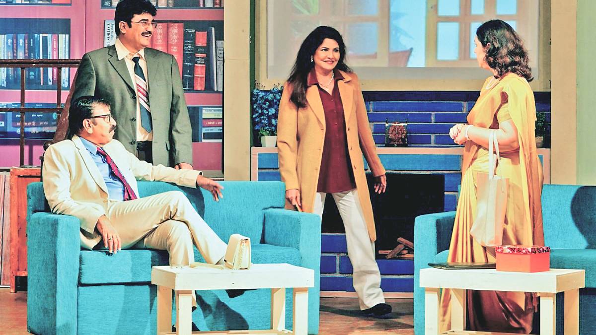 american album marathi natak review