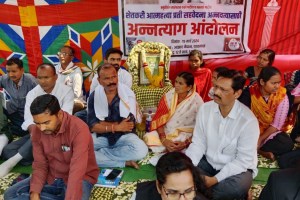 various social and farmers organizations sacrifice food against government farmer policies