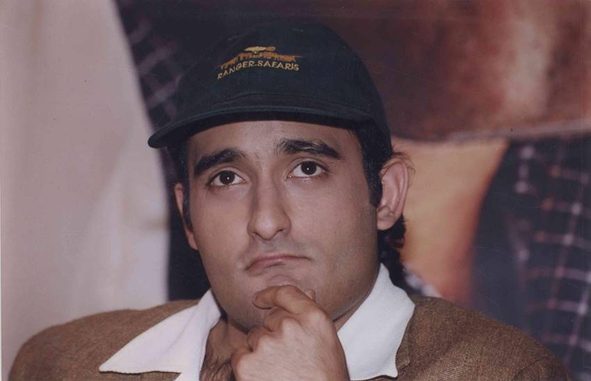 akshaye khanna birthday age