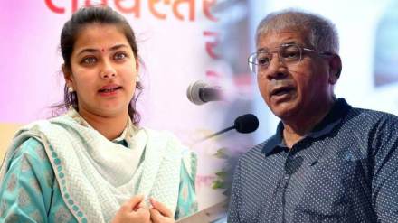 praniti shinde prakash ambedkar (1)