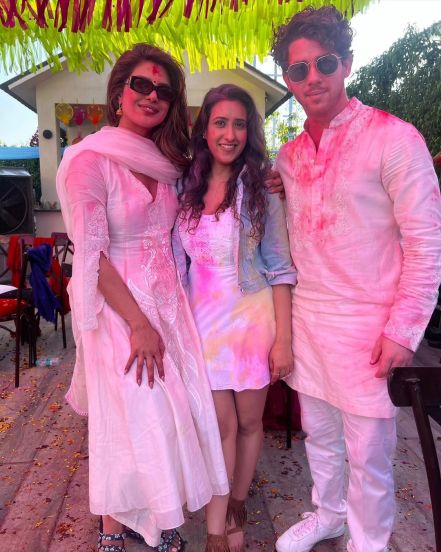 priyanka-chopra-nick-jonas-malti-marie-holi-in-india