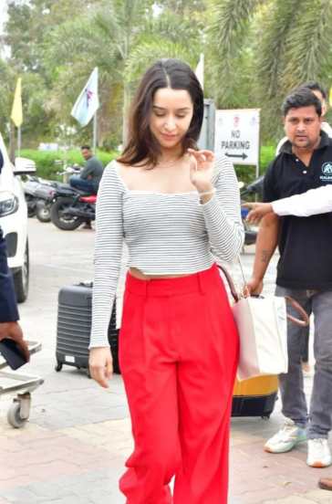 shraddha kapoor spotted with rumored boyfriend rahul mody