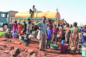 Water scarcity crisis in the state Three thousand villages affected by tankers during the election season