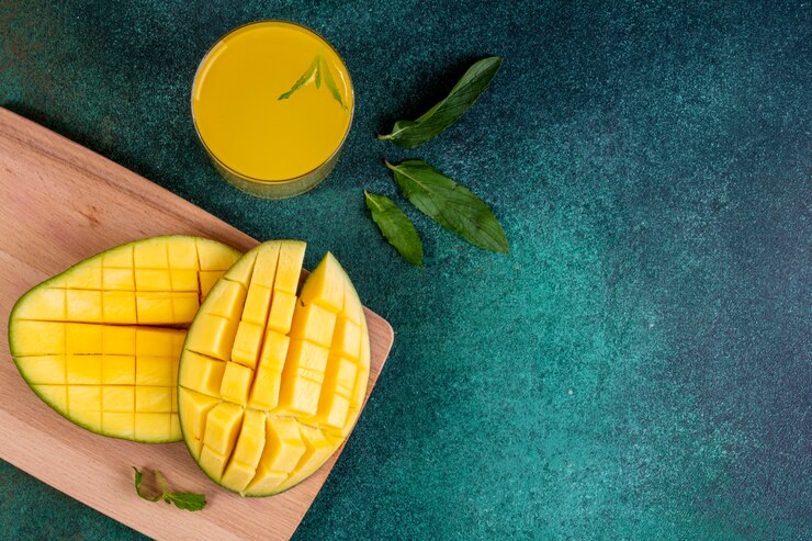 Science Behind why mangoes should be soaked in water before eating