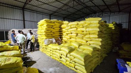 subsidized urea of agricultural sector Use for industry stock seized of 38 lakhs
