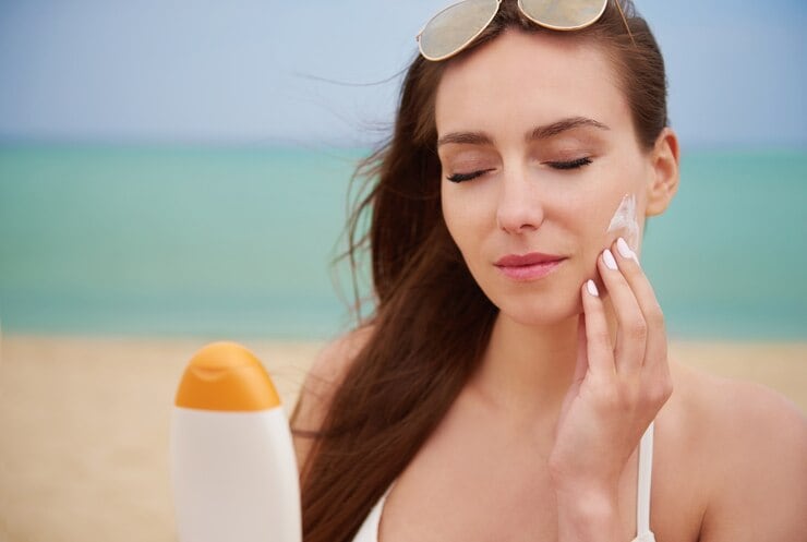 diy skincare benefits of using sunscreen which is better sunscreen spf 30 or spf 50 why a sunscreen over spf 50 is still the best bet for the beach