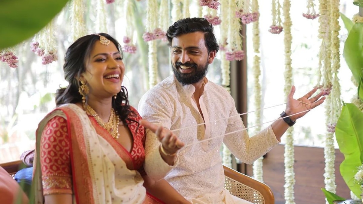 Actress Amala Paul baby shower in gujarati style