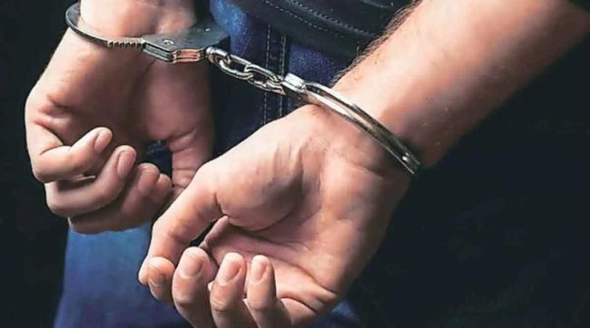 man arrested with 4 kg ganja in Kalamboli