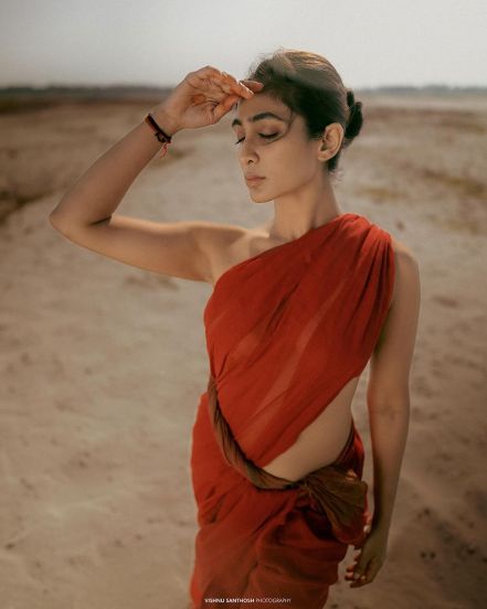 Deepti Sati Without Blouse Saree