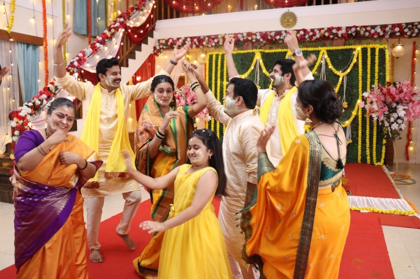 Gharoghari Matichya Chuli Wedding