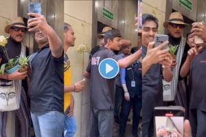 bollywood actor jackie shroff hit fan video viral, netizen angry on him behavior