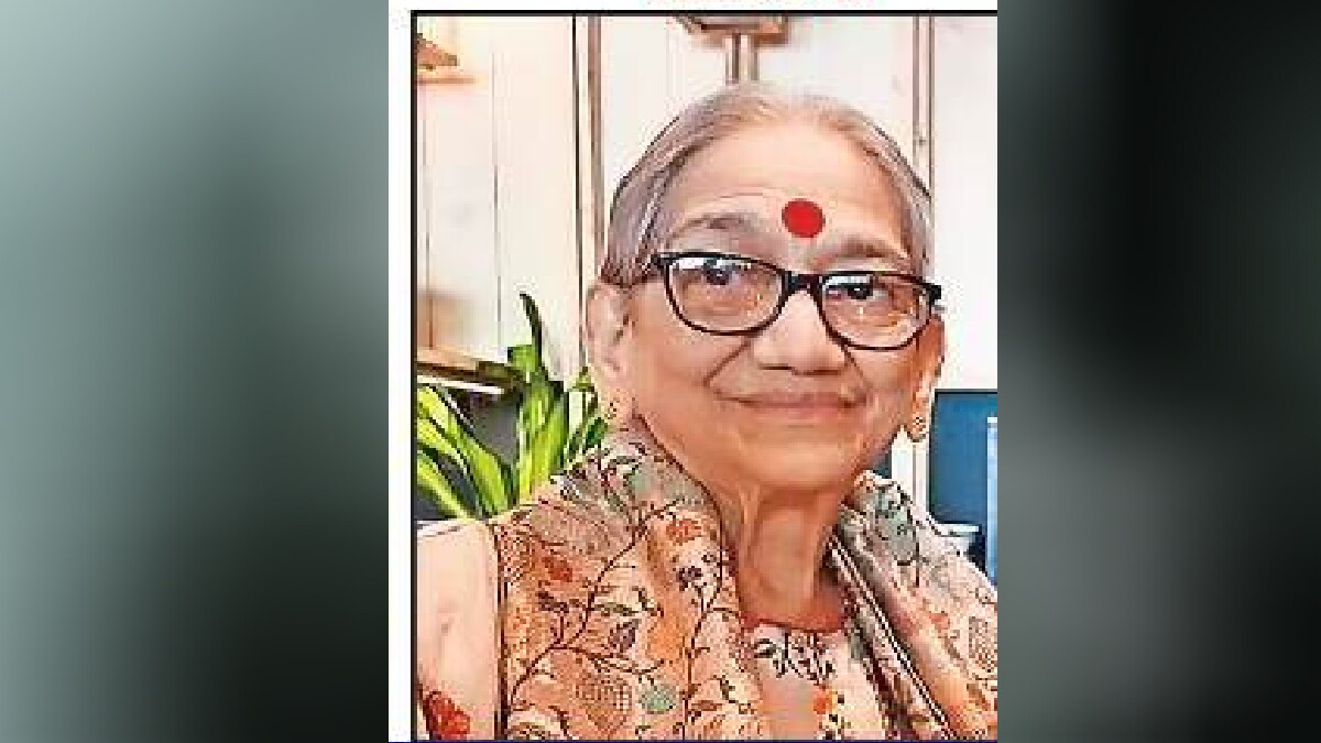 Senior educationist writer Meena Chandavarkar passed away