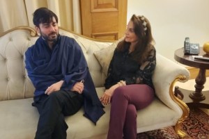 Mumtaz urges on lifting ban on Pakistani artists in India