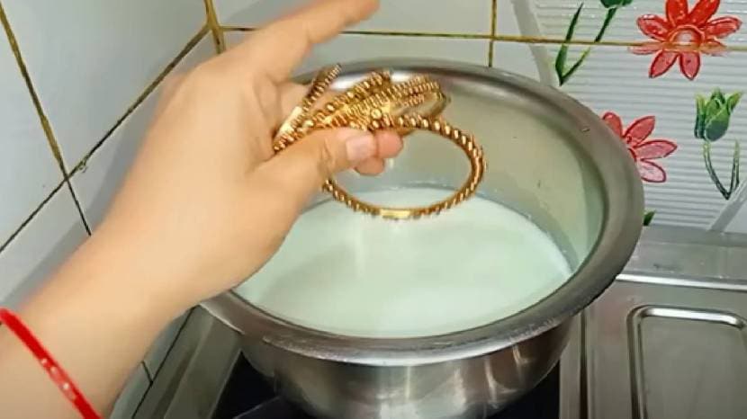 Kitchen Tips In Marathi Gold Bangles In Milk Clean Gold Jewellery