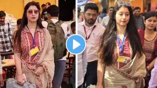 stylish women polling officer isha arora on viral look saharanpur in loksabha election 2024 firts phase see video