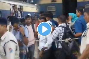 indian railways irctc rpf caught 21 people in ac coach without tickets from bhagalpur district of bihar