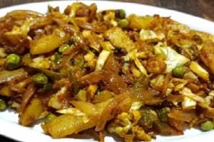 Veg Tawa Fry Bhaji Recipe In Marathi