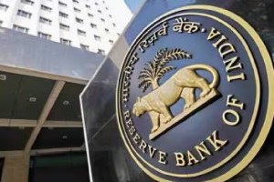 RBI orders banks to refund excess interest charged to customers