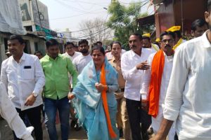 Shinde Senas struggle in BJPs stronghold washim cm Eknath Shindes bike rally in Washim today