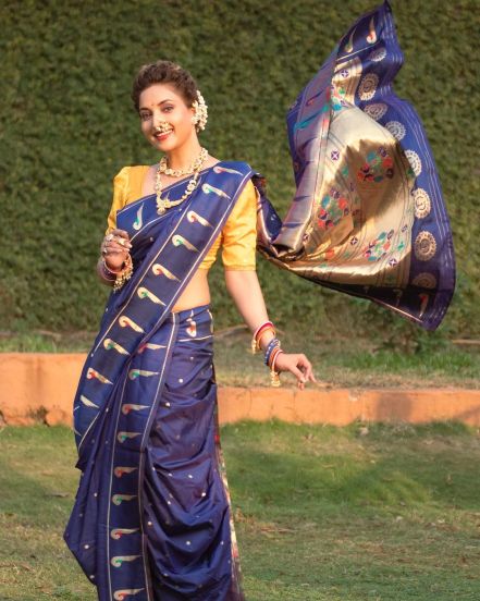 Rupali Bhosle Blue Nauvari Paithani