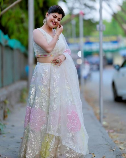 Savaniee Ravindrra White Lehenga Look